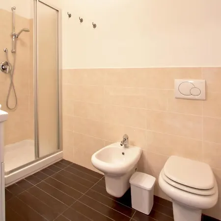 Benacus Family - Italian Homing Casa vacanze Sirmione